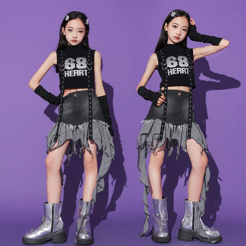 女の子のためのヒップホップダンス服セット,ジャズ衣装,黒いクロップトップ,市松模様のスカート,ティーンエイジャー,集中パフォーマンス,ステージ衣装