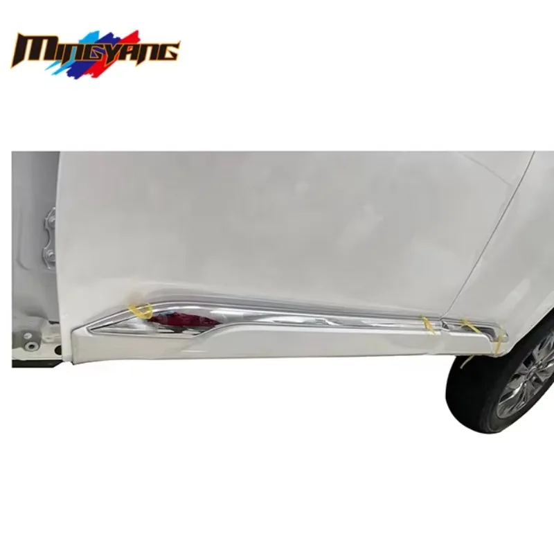 

Factory Hot Selling High Quality Side Moulding Accessories for Land Cruiser 200 300 FJ200 LC300 Door Cladding
