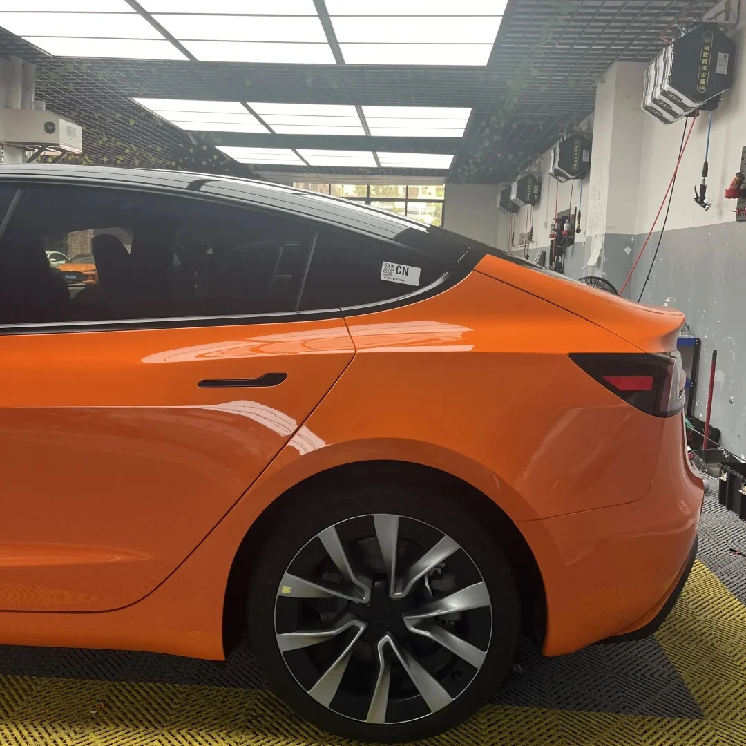 PET lucido metallizzato arancione pellicola per tutto il corpo rotolo di bolle d'aria pellicola protettiva per vernice vinilica per autoveicoli pellicola protettiva per auto