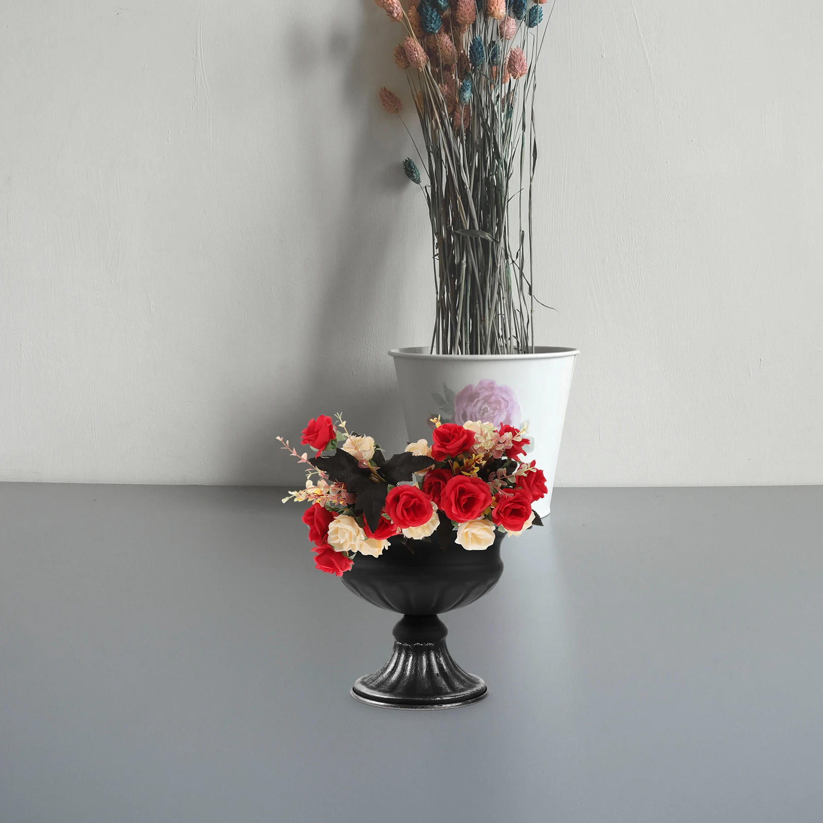 

Vintage Metal Flower Vase for Dried Flowers Black Iron Trumpet Vases Centerpieces Floral Arrangement Container Home Decor