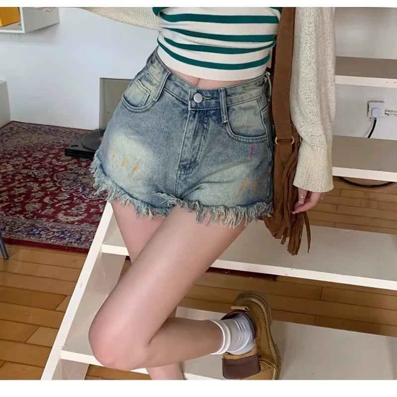 Retro Pikant Meisje Fleece Denim Shorts Voor Dames Zomer Nieuw Gewassen En Distressed Hoge Taille Afslankende Hotpants Trend