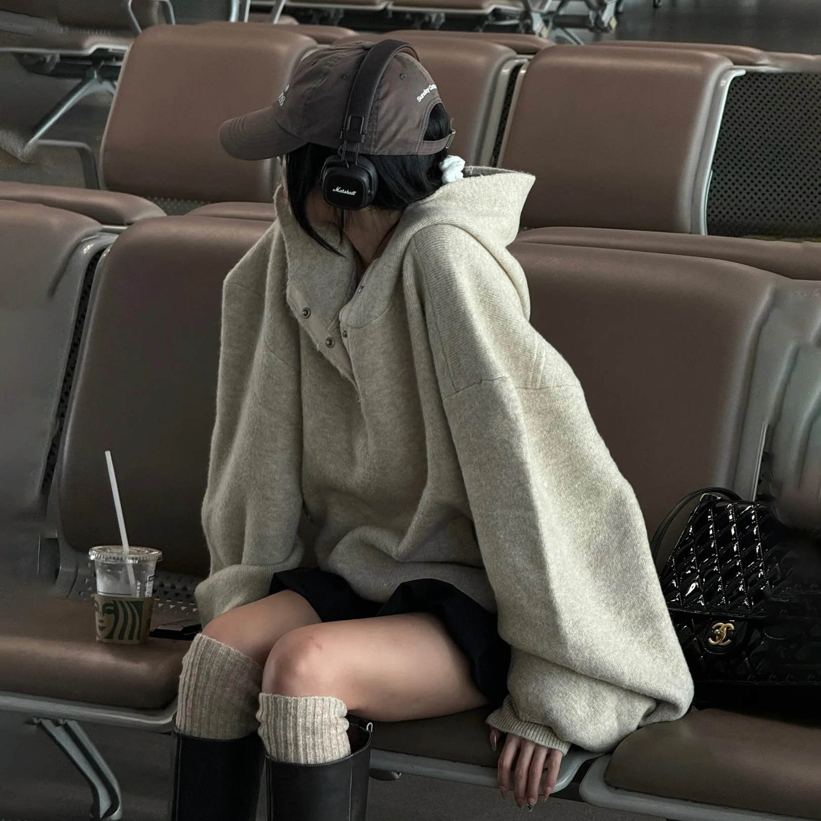 سترة نسائية محبوكة للخريف لعام 2025 سترة شتوية كورية سميكة ودافئة فضفاضة كبيرة الحجم مع قلنسوة Y2k ملابس خروج نسائية #2