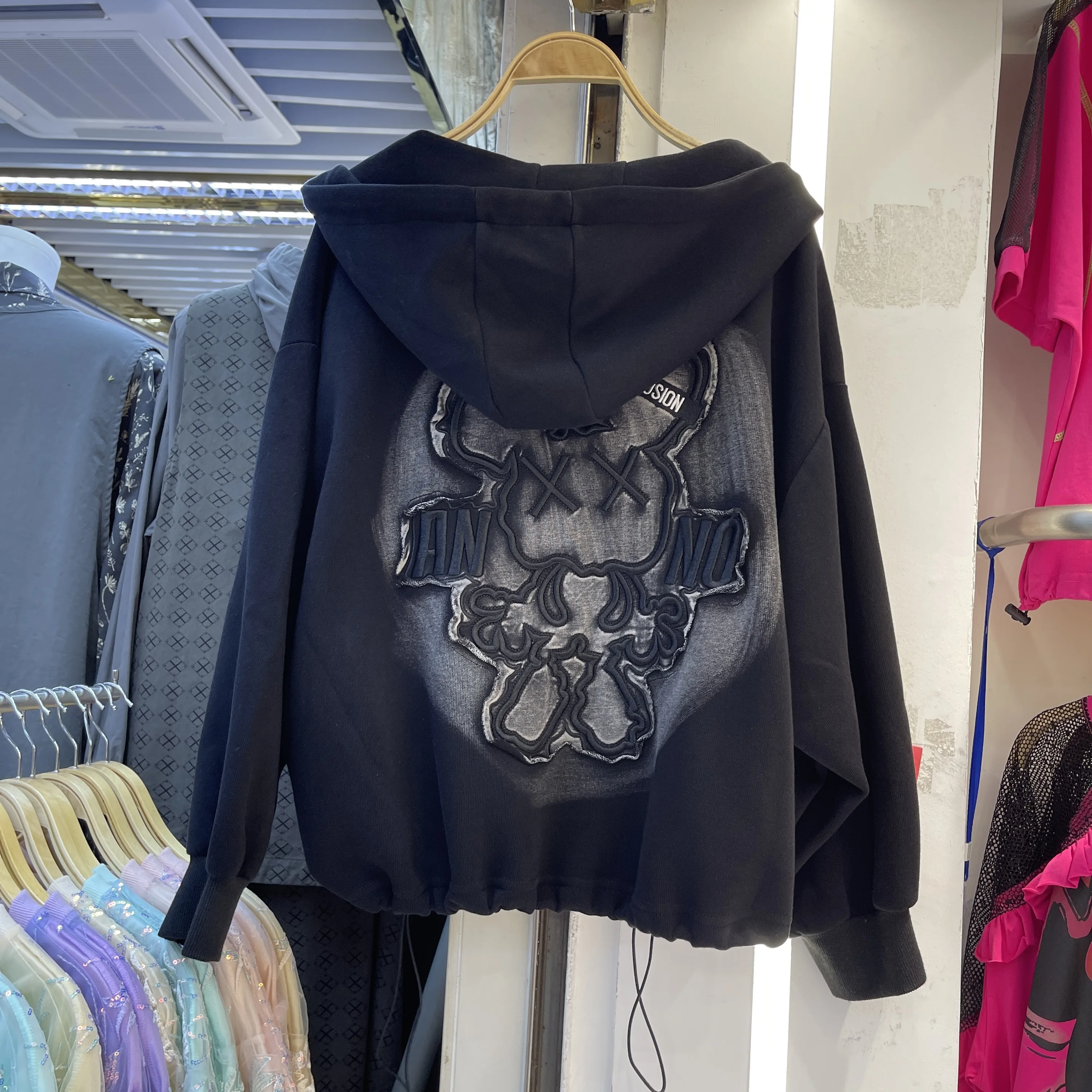 European Fashion Cartoon Bear Hoodie for Women 2025 Autumn Winter Mid-Length Letter Zip Up Black Sweatshirt Trendy Coat