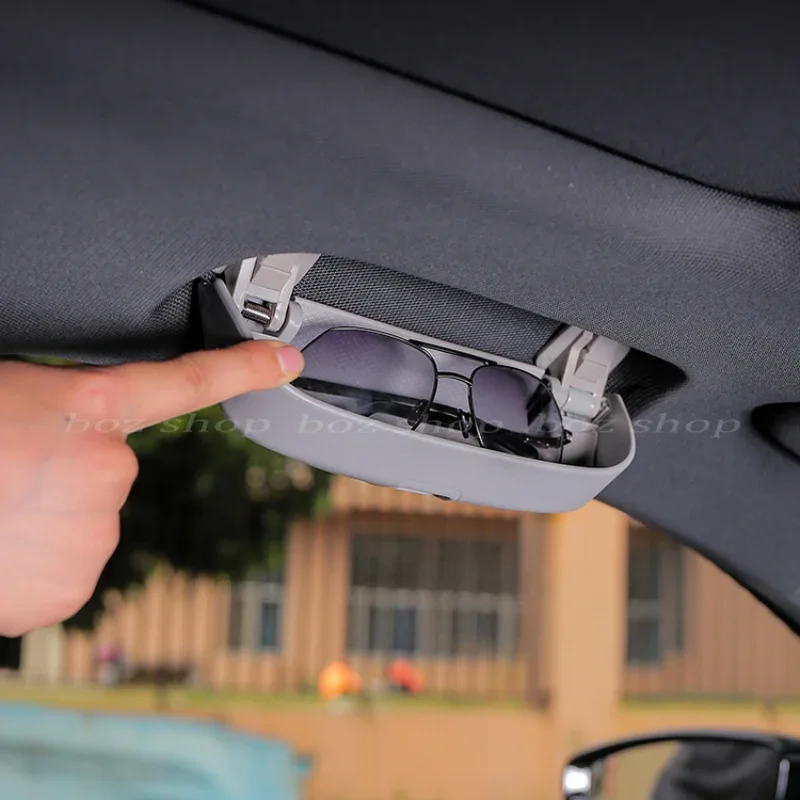 

For Audi A6L A4L A3 A7 Q3 Q5 Q7 A8L 2019-2024 Car Glasses Case Glasses Case Clip Modified Interior Product Easy Access Anti-wear