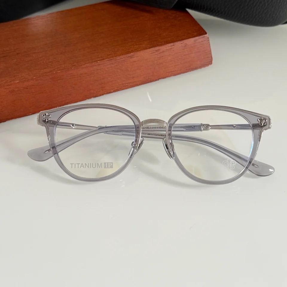 Gafas de lujo para hombre y mujer 2026: Montura de acetato de diseño de marca de alta gama con patrón de tallado retro exquisito, novedad de moda mundial.