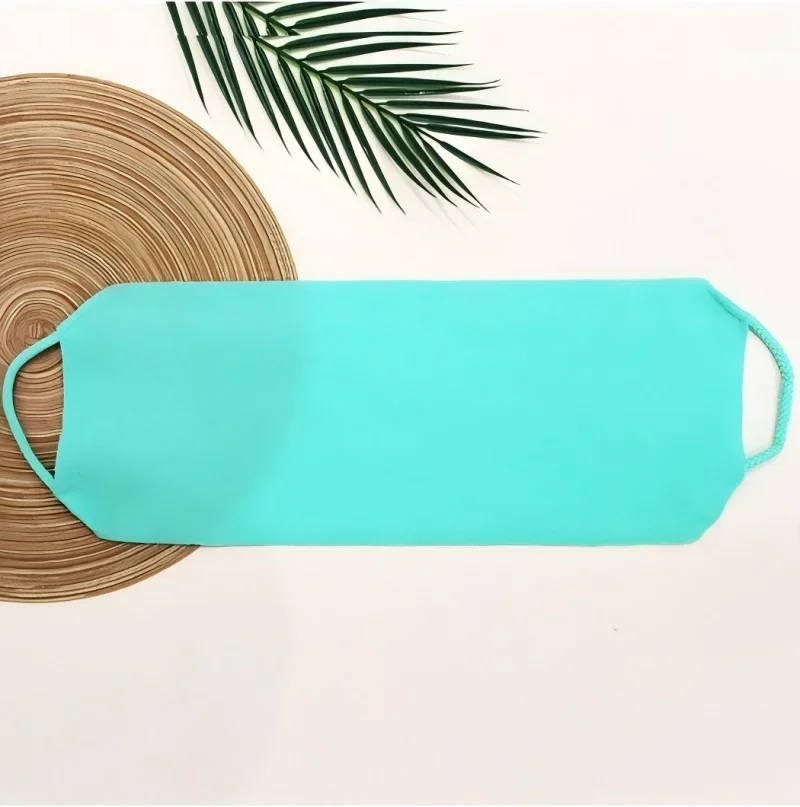 4pcs 산호 벨벳 욕실 용품, 부드러운 핸드 타월, 흡수성 천 접시 수건, 교수형 천, 주방 액세서리 무작위