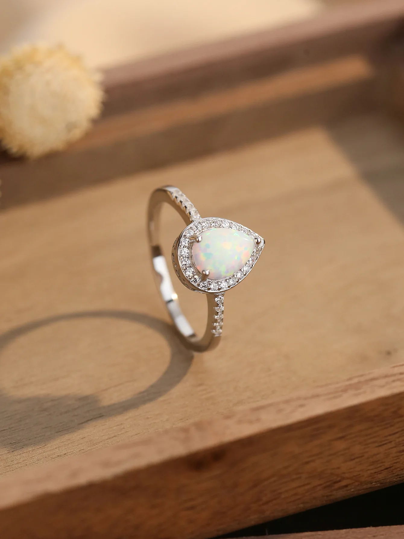 

Новинка 2025, серебряные аксессуары S925, европейское и американское белое модное кольцо-капелька Aobao