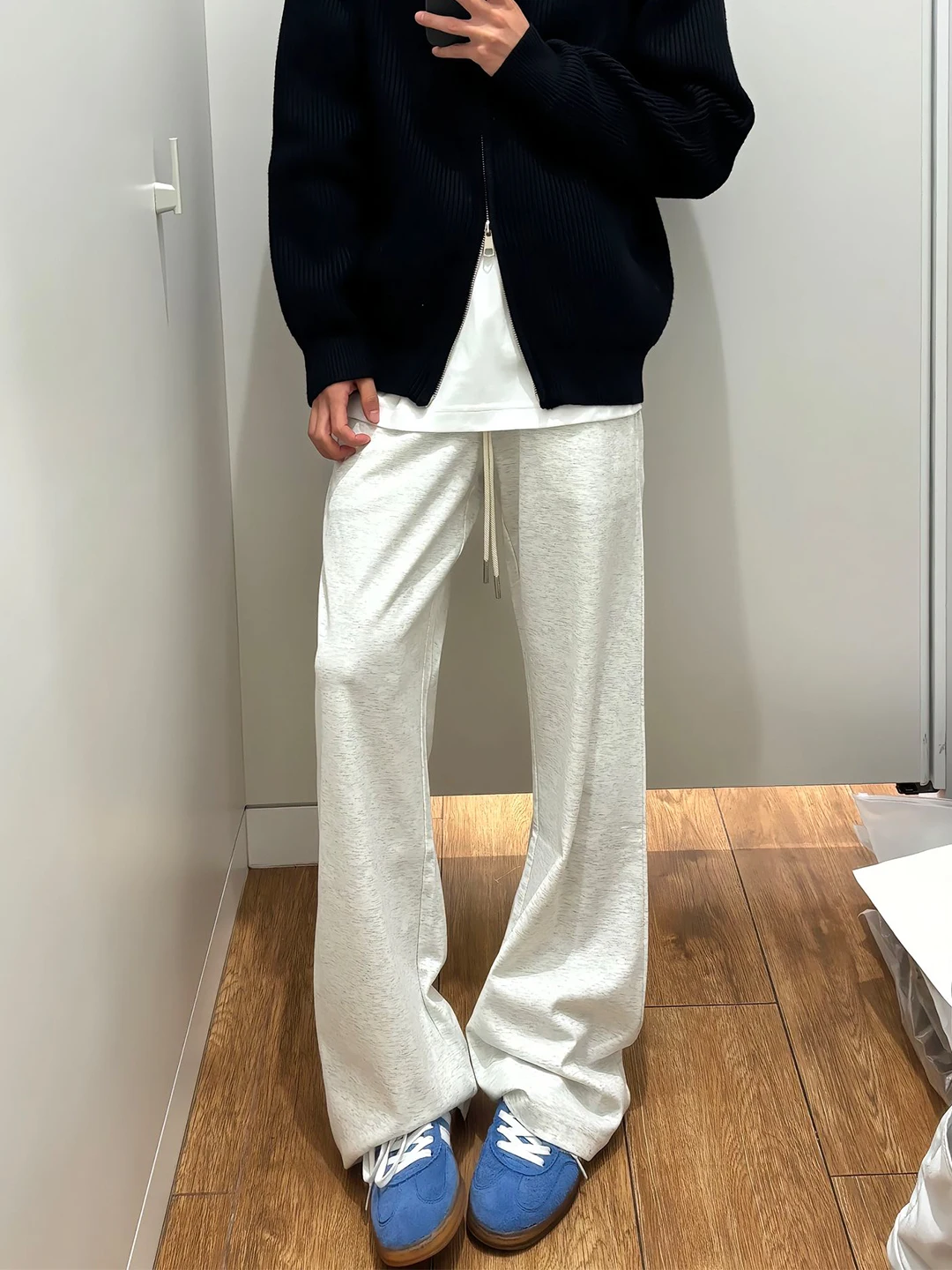 

Мужские спортивные брюки Cleanfit: прямые, с легким клешем, удлиненные, в американском стиле, с эффектом удлинения ног