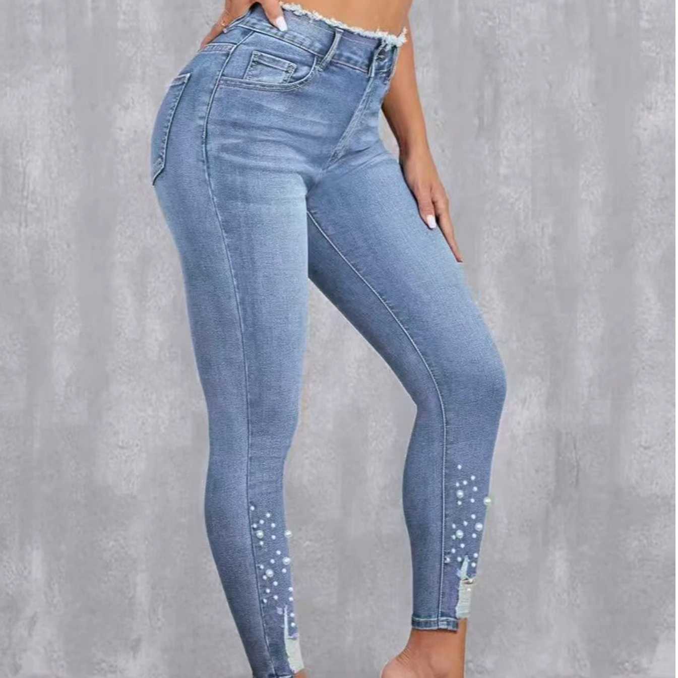 European and American Women's Pearl Details Decorative Stretch Denim Nine-point Pants Light Blue