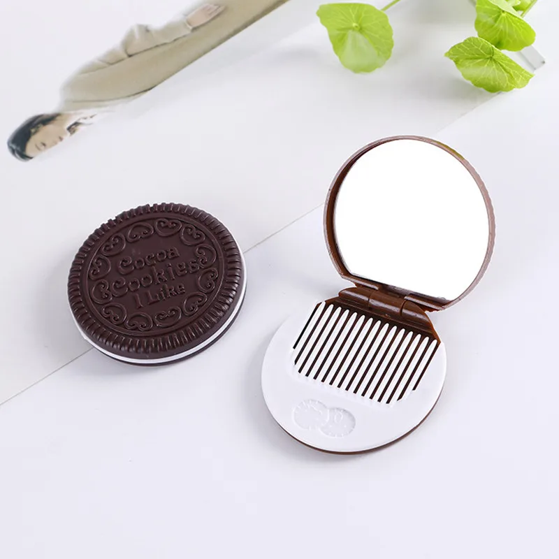 CX02 Recién llegados herramienta de maquillaje para mujer espejo de bolsillo espejo de maquillaje Mini marrón oscuro lindo Chocolate en forma de galleta con peine