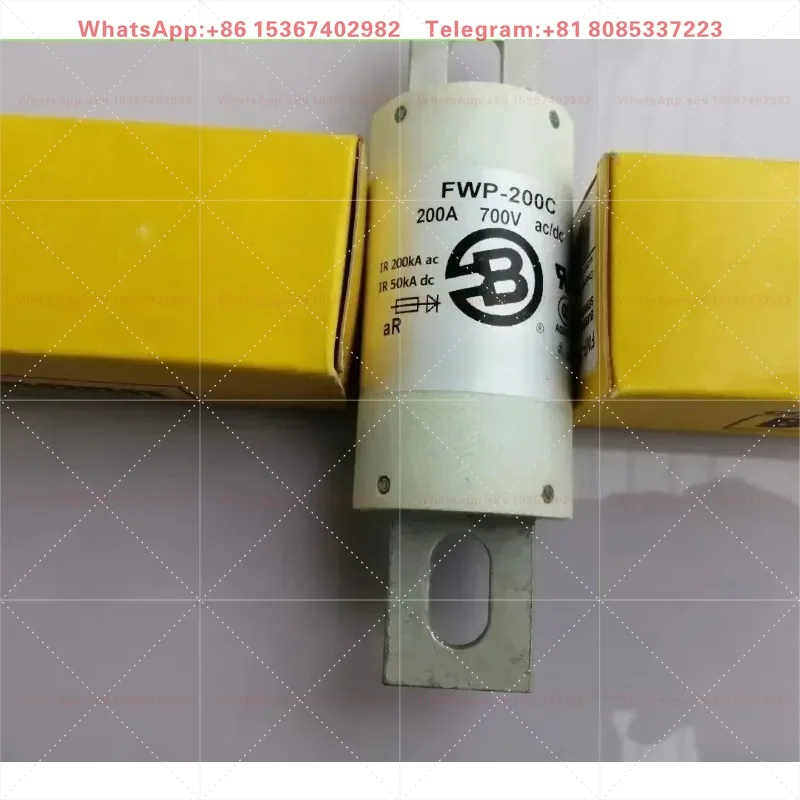 RS309 700V 200A High Voltage DC Circuit Protection Fuse New Energy Vehicle Electrical Overcurrent Protection Replacement Part