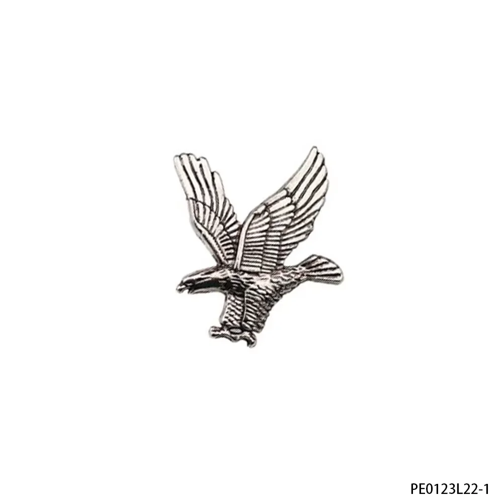 PESENAR Spilla stile cowboy Silver Eagle, resistente ed elegante, un accessorio al tatto che evidenzia la personalità