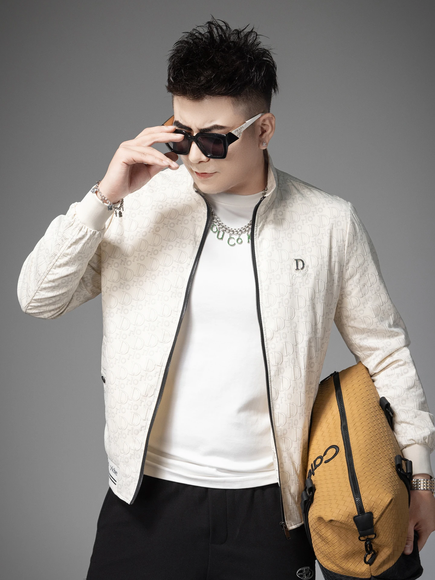 

Повседневная мужская куртка с воротником-стойкой, модная осенне-зимняя модель из полиэстера, теплая, для молодых мужчин, приталенный крой