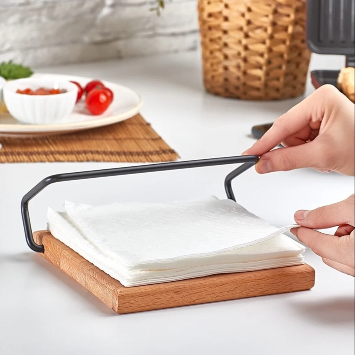 

Decorative Tabletop Napkin Wood Tissue Paper Holder Dispenser Stand Dinner Table Organizer Tableware Supplies