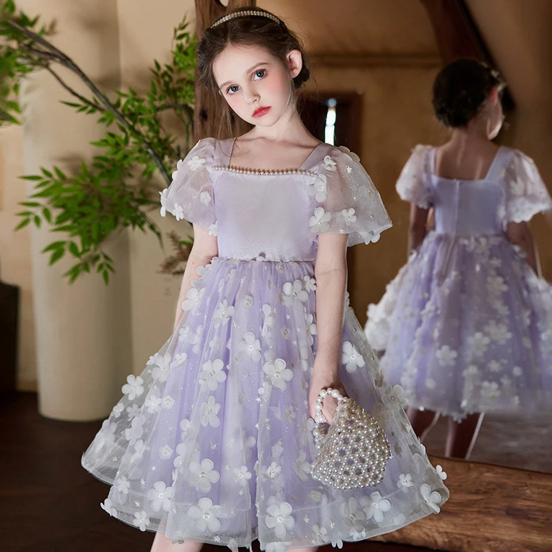 

Платье для девочек на вечеринку, фиолетовое, милое, в нежном стиле, с тюлевой юбкой и белым цветочным декором, подходит для детского дня рождения или вечернего мероприятия