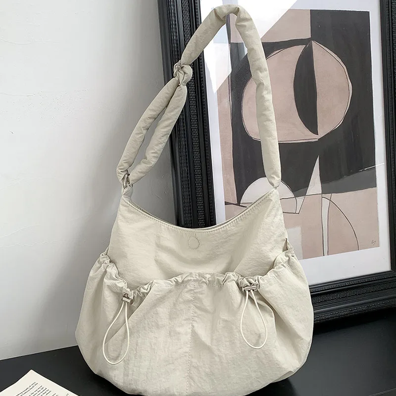 

Trendy Fashionable Shoulder Bags Nylon Canvas Bag Large Capacity Single Shoulder Crossbody Hobos Bag Tote Bag Ladies Handbags