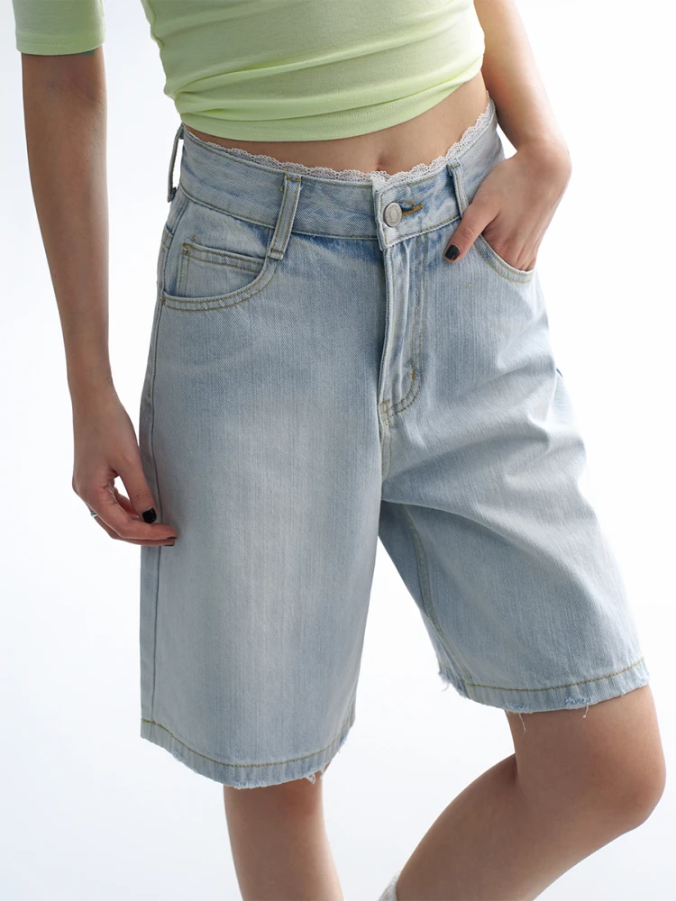 ZHISILAO عادية الدانتيل طباعة الركبة طول الدنيم السراويل النساء خمر عادية الأزرق شورت جينز صيف 2025 الشارع الشهير