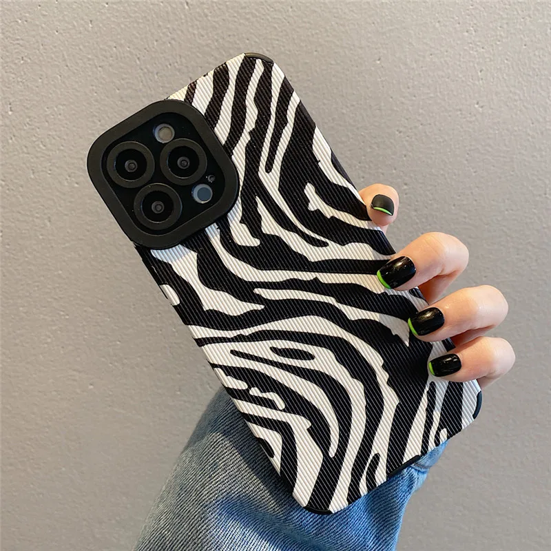 Ottwn Cartoon Zebra Pattern Phone Case for iPhone 11 14 13 Pro Max 12 7 8Plus X XR XS Max Shockproof Silicone 14 Plus Back Cover