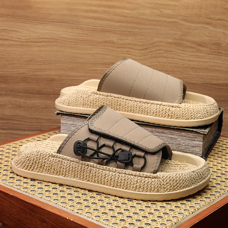 

Men's casual One-piece slippers summer new soft-sole non-slip outdoor beach shoes breathable lightweight sports Slides slippers
