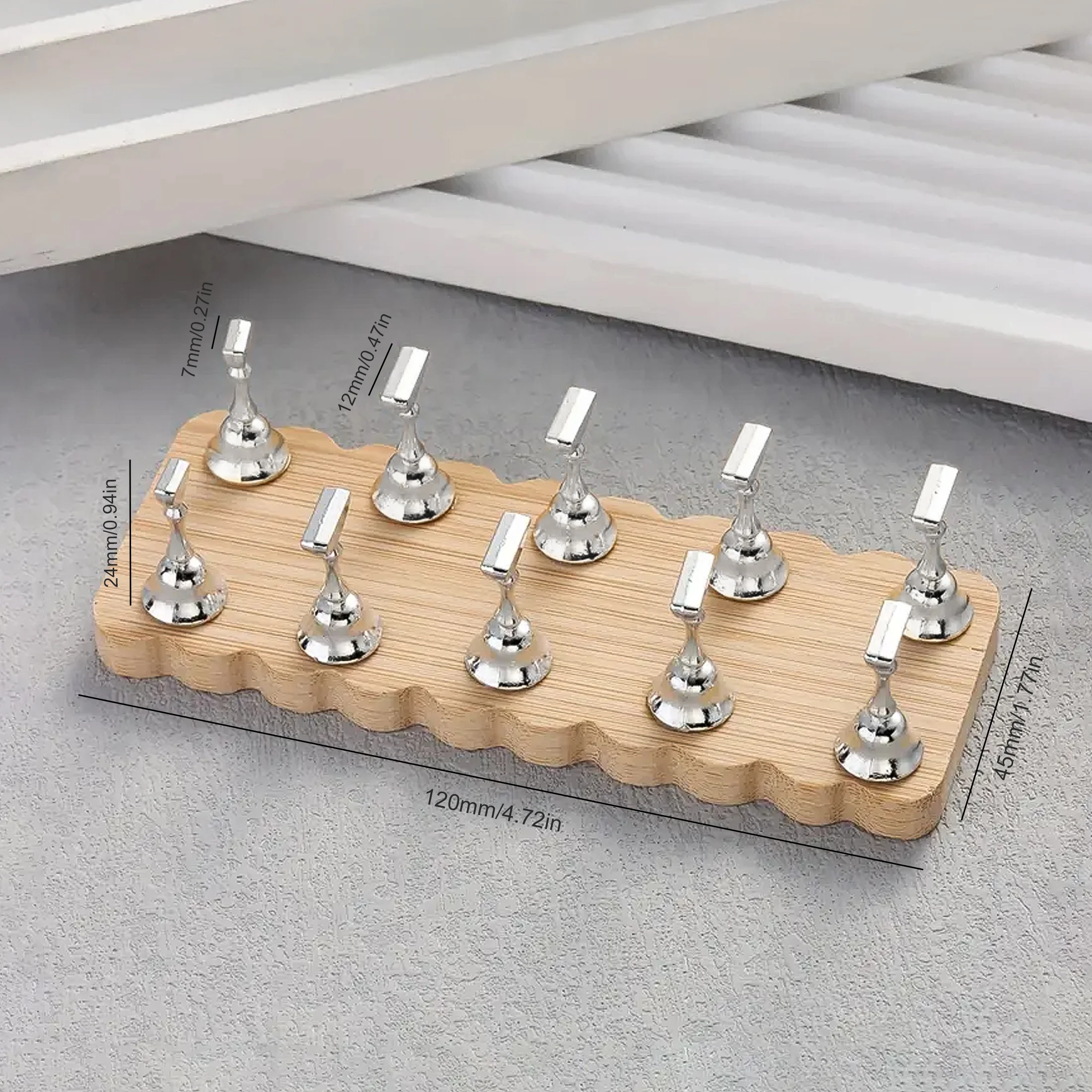 10 szt. Szachowa Tablica Magnetyczny Uchwyt na Paznokcie Sztuczne Końcówki do Paznokci Stojak do Ćwiczeń Srebrny Lakier UV Żelowy Półka Ekspozycyjna Narzędzia do Paznokci