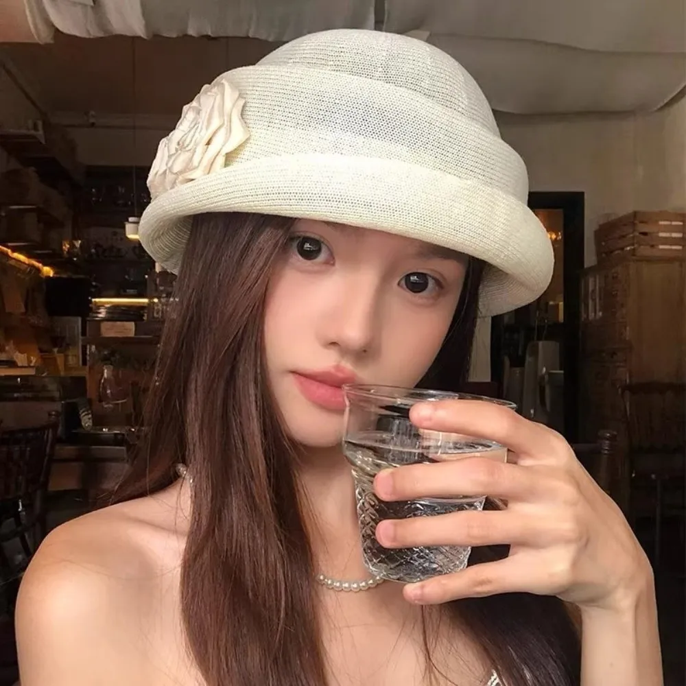 الرجعية الفرنسية نمط كاميليا زهرة قبعة حليقة حافة أنيقة الأزهار الرامي قبعة هيبورن البريطانية المرأة قبعة رسمية Famale #5