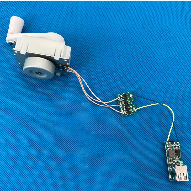miniature-hand-generator-outdoor-emergency-mobile-phone-charging-three-phase-permanent-magnet-brushless-rotor-high-efficiency