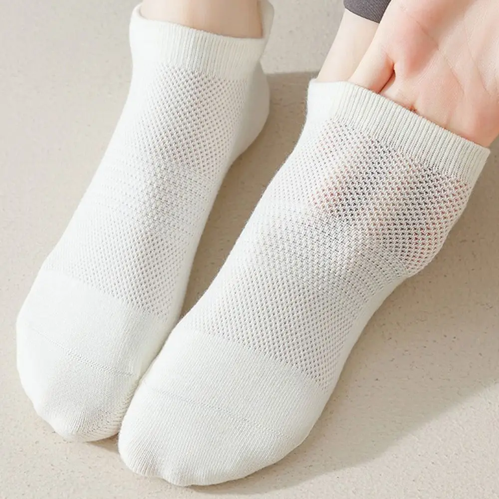 

Professional Thin Yoga Socks Silicone Anti Slip Mesh Low-Ankle Sock Breathable Backless Floor Boat Socks Children