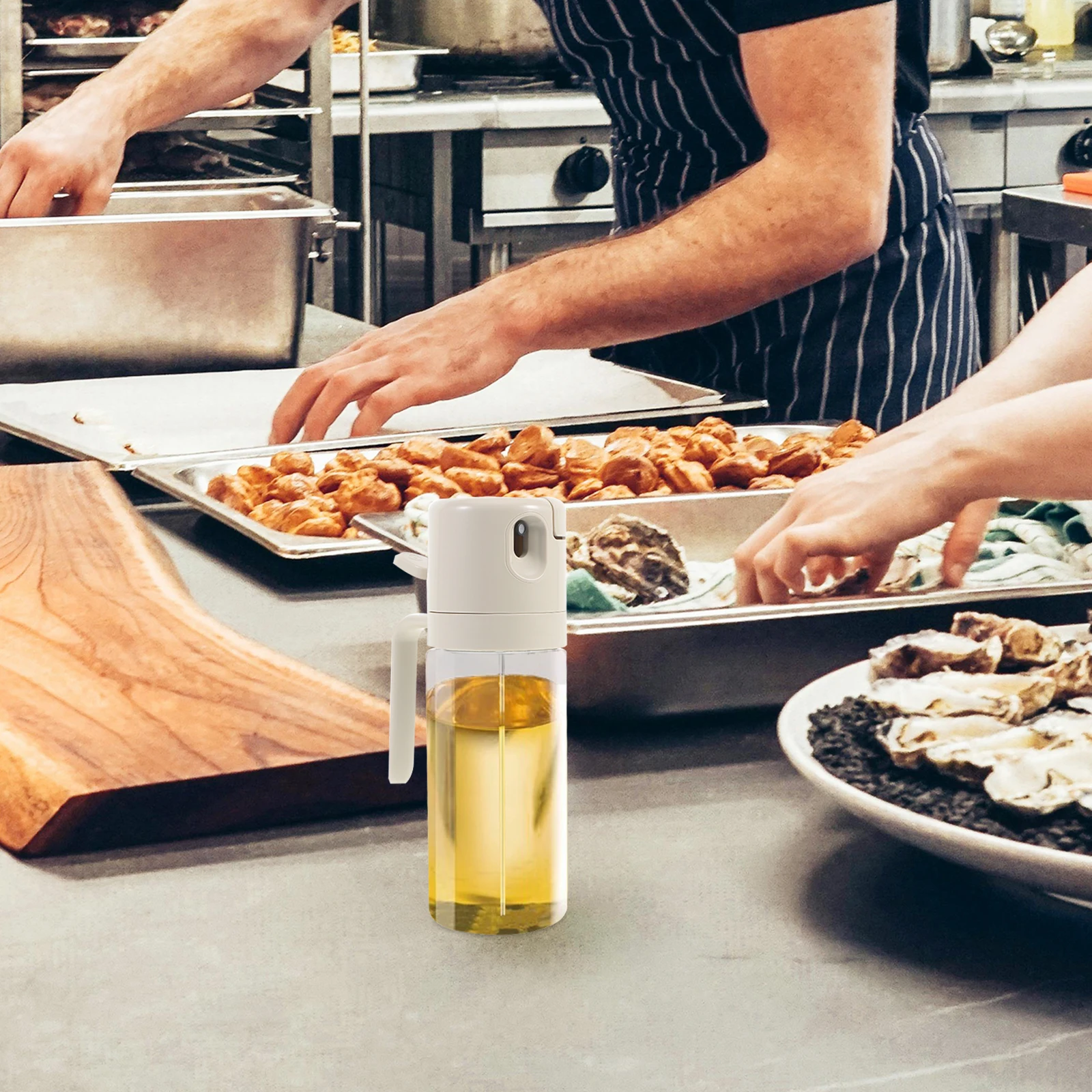 

Multi-Functional Oil Pot Oil Dispenser Bottle Non-Drip Large Capacity Kitchen Sauce Storage Container Soy Sauce Vinegar Holder