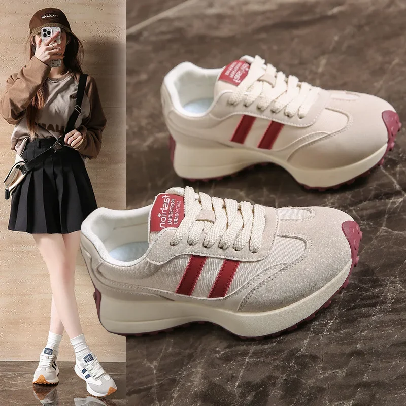 Zapatos deportivos de cuero empalmados informales de verano para mujer con suela gruesa de primavera zapatos vulcanizados informales