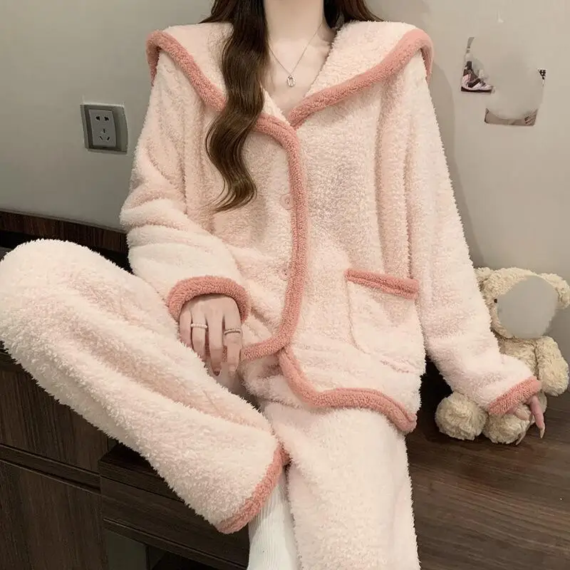 

Горячая одежда для отдыха из кораллового флиса, осенне-зимний стиль принцессы, утепленная милая домашняя одежда, комплект из двух предметов, новый стиль допамина, оптовая продажа