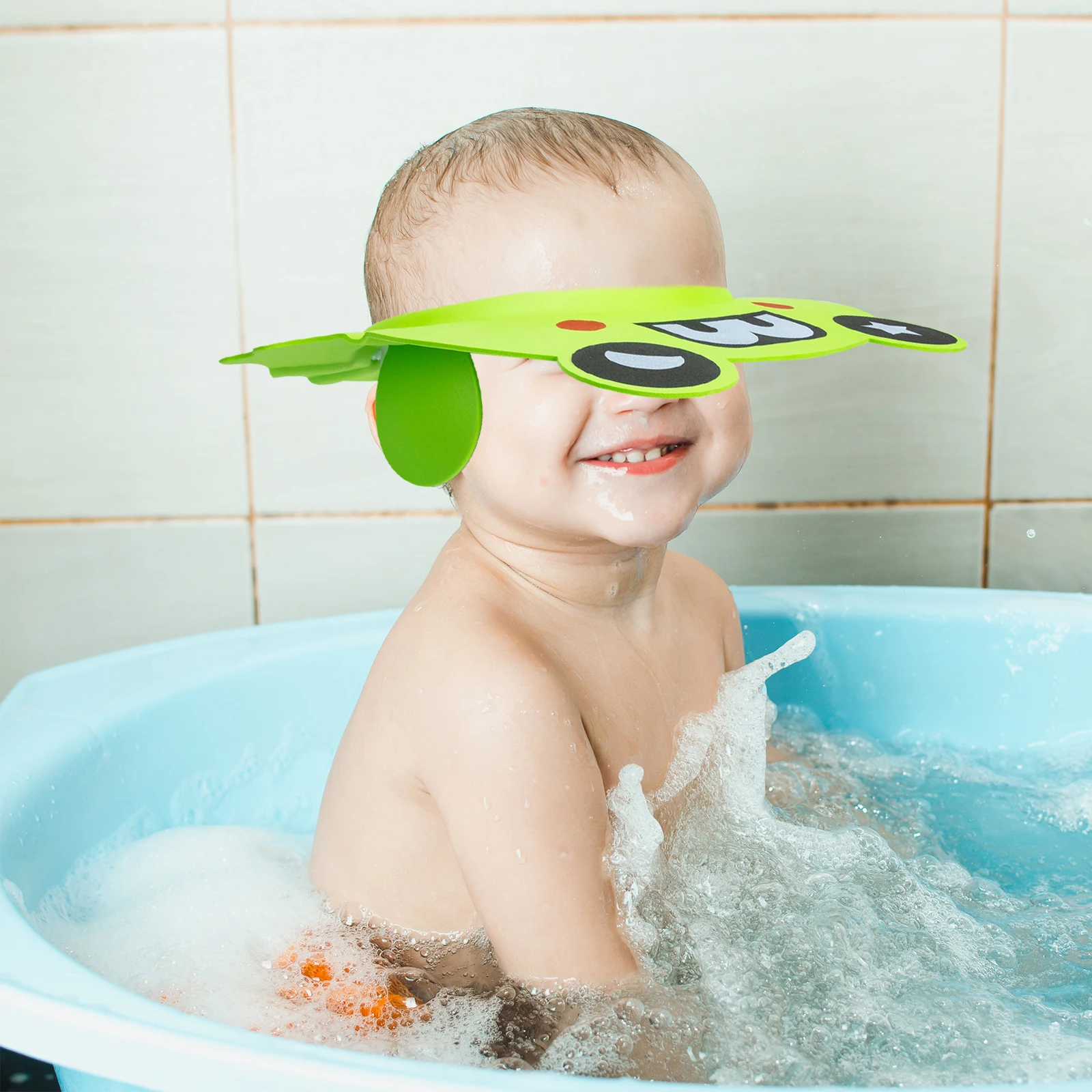 

2Pcs Waterproof Bath Hat for Baby Adjustable Shower Cap for Toddler Hair Washing Shampoo Bathing Protection Ear Face Guard
