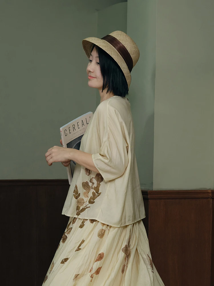 

Новая летняя женская футболка из льна и шелка с ручной росписью, цветочным узором, для повседневной носки, модная, с круглым вырезом, стандартной длины