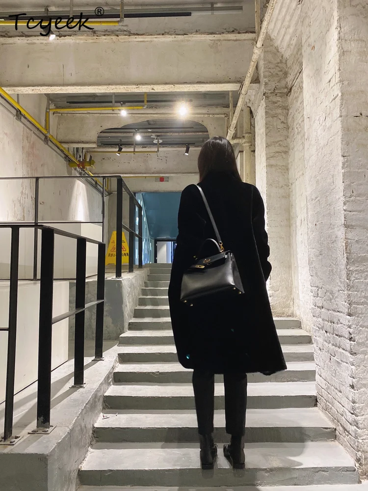 Tcyeek Prawdziwa Wełna Jesień Zima Ekskluzywny Modny Futro Zintegrowane Jednolity Kolor Średniej Długości Damski Wełniany Płaszcz Futrzany Fourrures Femme