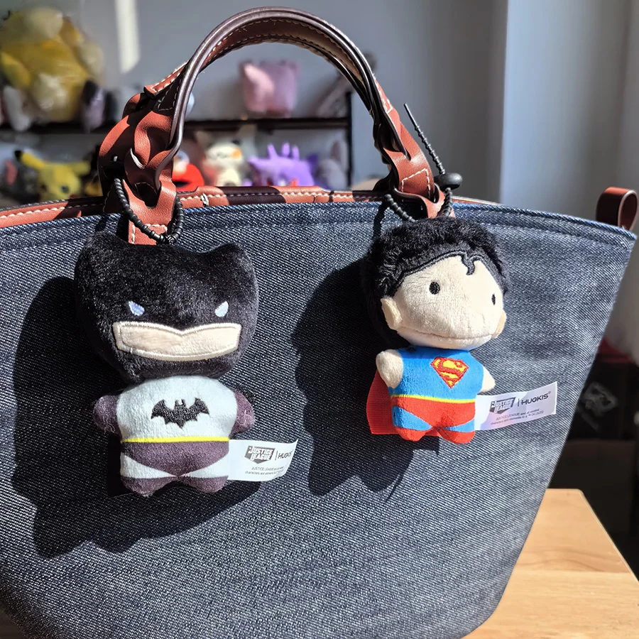 9 cm großer weicher Plüsch-Schlüsselanhänger DC Justice League – Batman Superman Harley Quinn Joker – niedliche Cartoon-Filmpuppen für Halloween und Weihnachten – Detail 4
