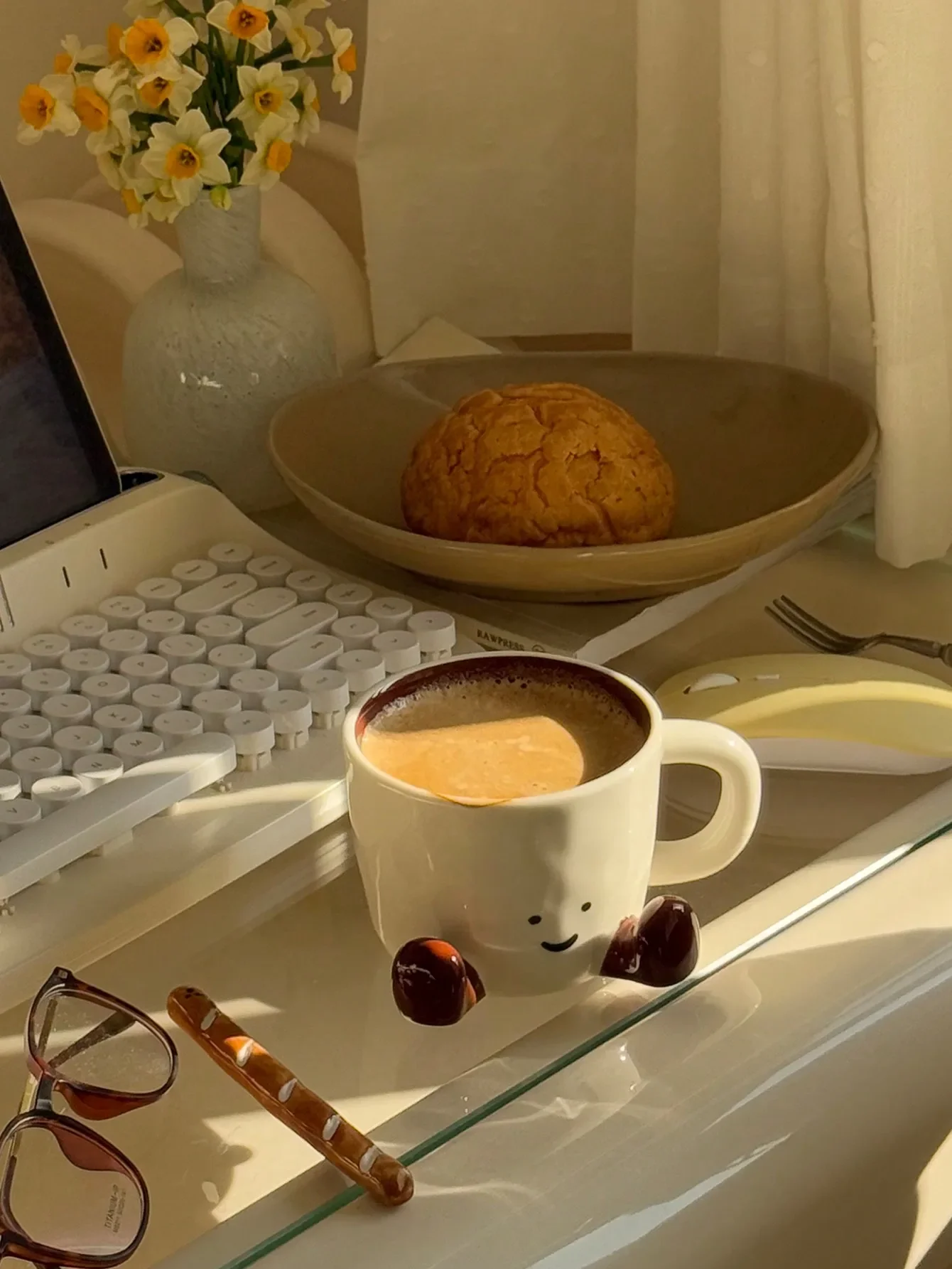 كوب قهوة سعيد الوجه مع مقبض كوب قهوة سيراميك وجه ساحر مع أقدام لطيفة أكواب مياه هدايا عيد الميلاد مكتب وديكور المنزل #5