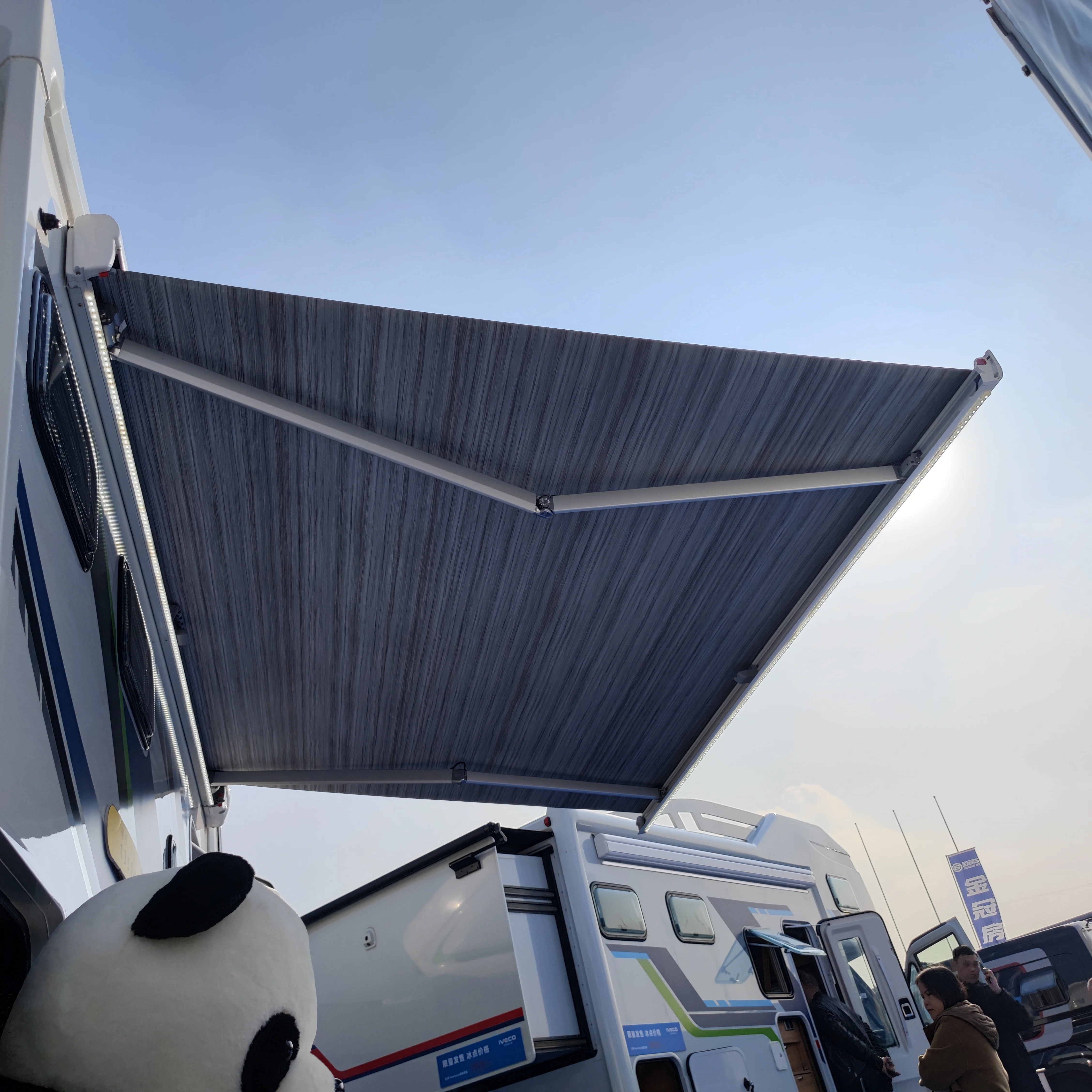 

High Quality 2.5-6M Retractable Side 12v Motorized Awning Camper Van Waterproof Rv Caravan Motorhome SunShade Awning