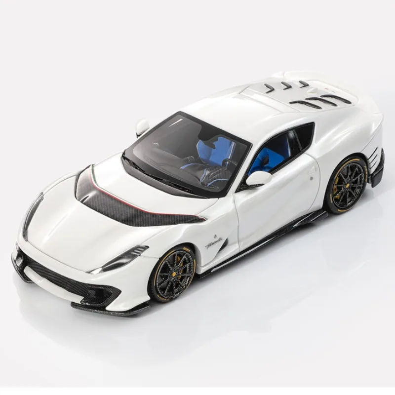 FuelMe TOC 1:64 Jumping Horse FE812CA 812C Aperta Electrically-activated resin car model, boys' toy, adult collection piece.