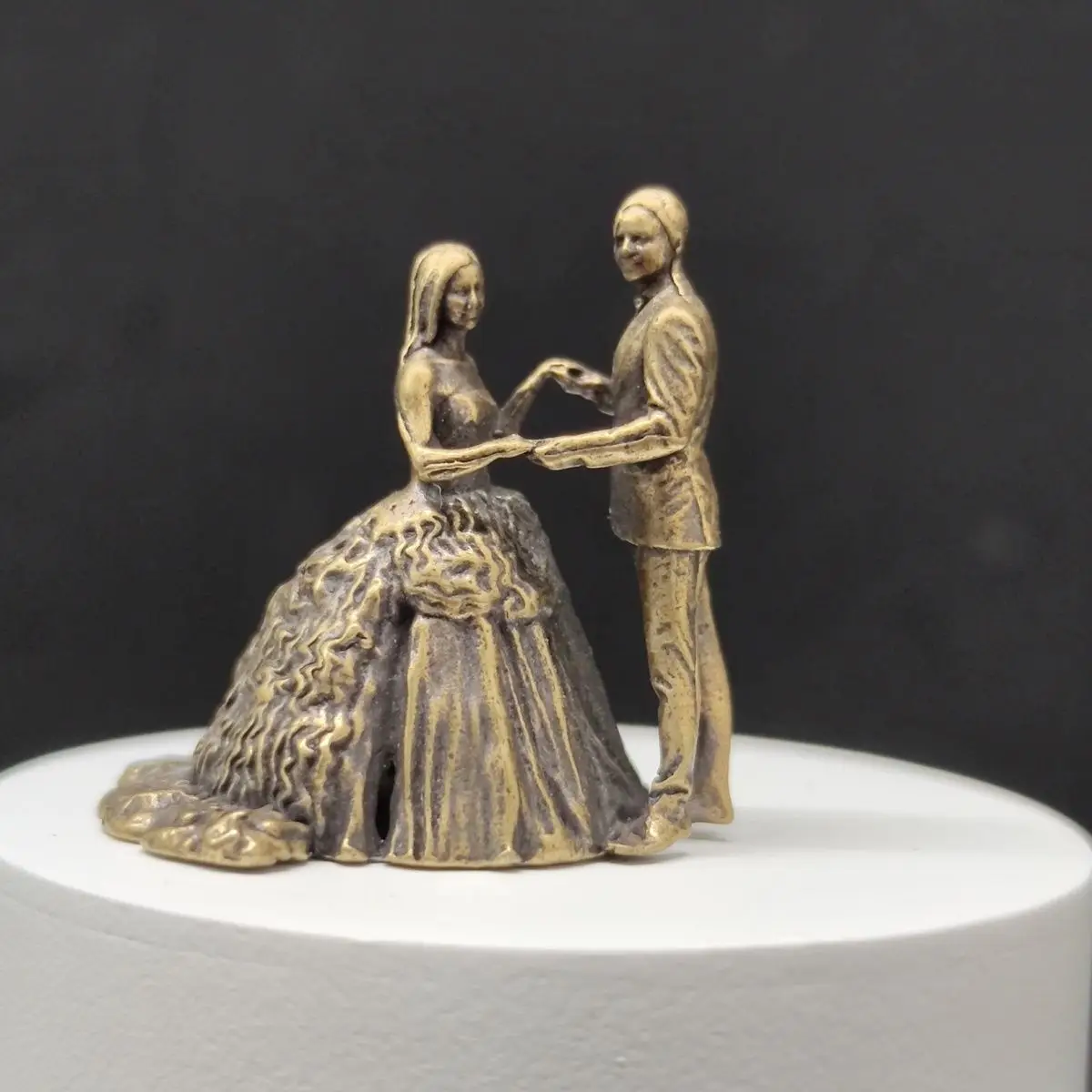 Brass Miniature Landscape Figurines 1/64 Scale Car Models Scene Miniatures Macro Photography Characters Wedding Gifts Proposal