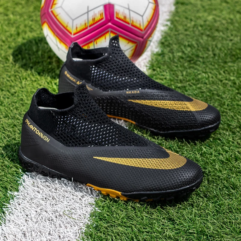 Bottes de Football pour hommes chaussures de Football en salle professionnelles crampons de Football antidérapants chaussures de Football d'entraînement pour garçons baskets de Sport athlétiques