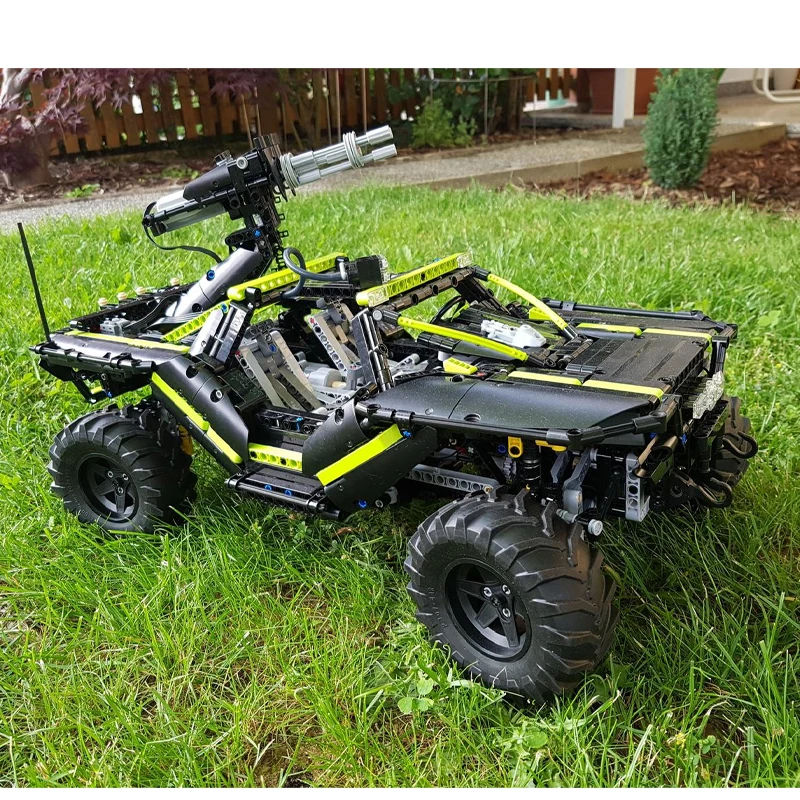 Classic Super Off-Road Vehicle High-Difficulty Assembly 1838 Pieces Adult Building Blocks Toy Birthday Gift MOC-9017