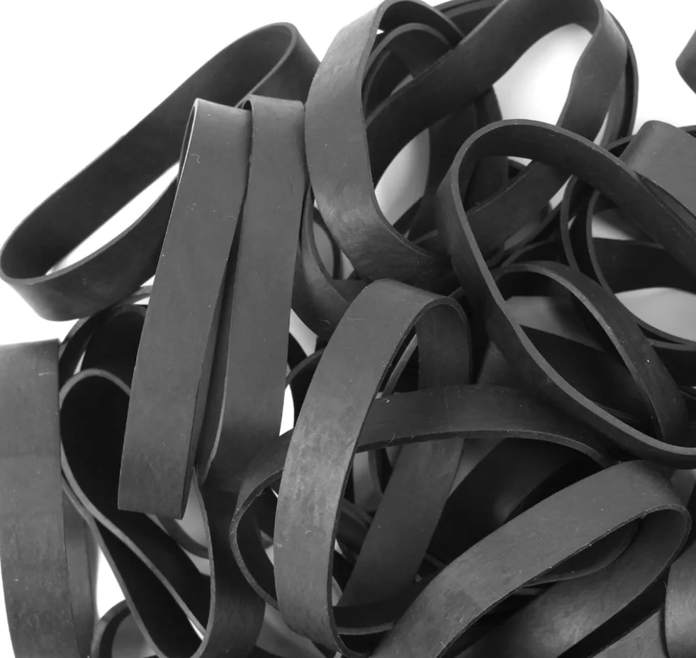 borrachas-elasticas-fortes-do-diametro-5cm-da-faixa-de-borracha-industrial-preta-larga-de-1cm-para-empacotamento-postal