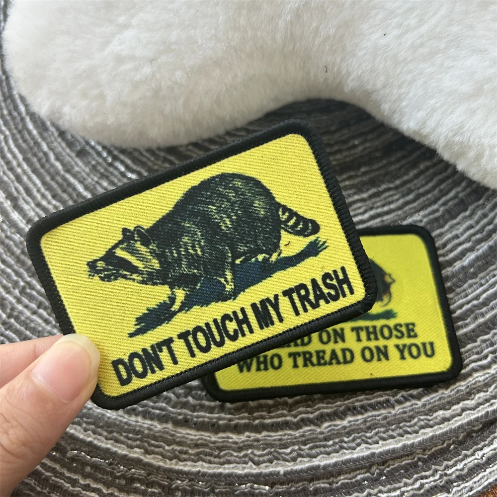 Dont Touch My Trash Morale Badge Creative Mouse Tactical Patch Military Outdoor Equipment Hook and loop Backpack Sticker