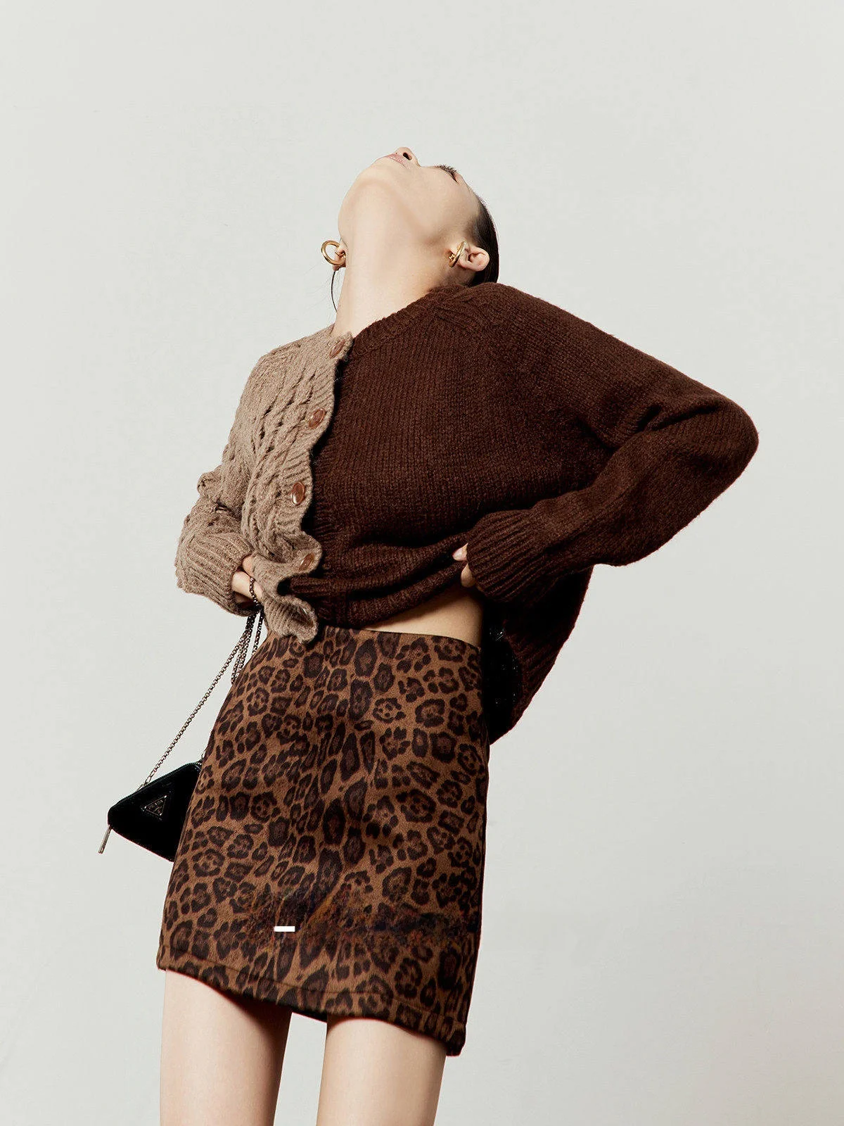 

Brown ort Svel round Ne Open Cardigan Women's Knitted Sweater Spring 2026 New Sle Splicing Design Casual Loose Fit