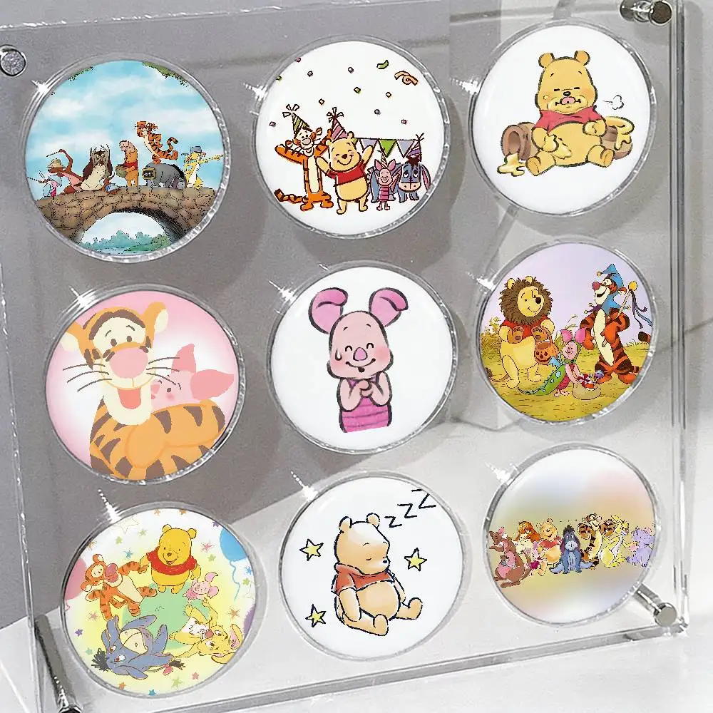 TV Winnies The Poohs Badges Tinplate Soft Button Pin Brooch Metal Badge Custom Jewelry Accessories Hat Bag Lapel