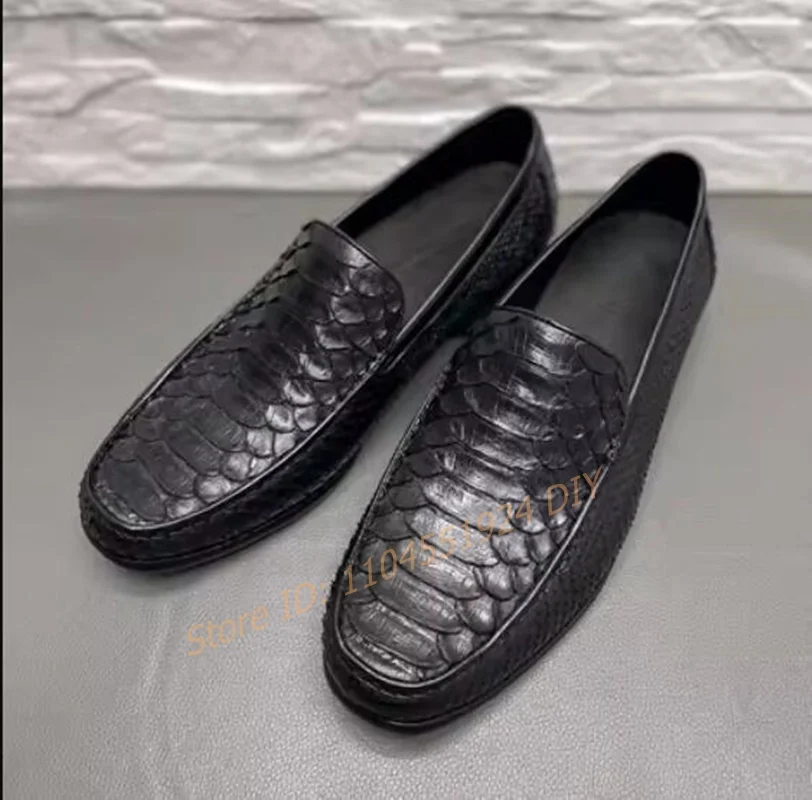 

Мужские черные кожаные туфли с каменным узором, джентльменские туфли на плоской подошве с круглым носком, деловая рабочая обувь без шнуровки, вечерние свадебные туфли, официальная обувь, мужские подарки