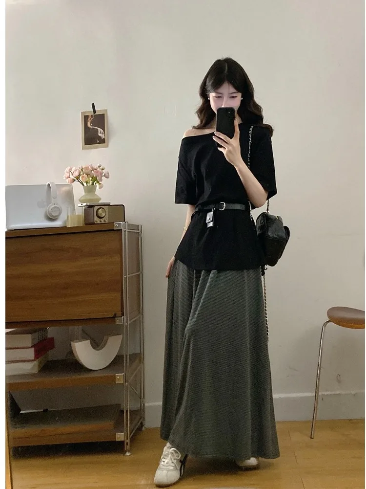 

plus Size Casual Shoulder Bared One Shoulder Short Sleeve T Shirt Women's High Waist Stripe Semi Skirt Fashionable Commute Ko...
