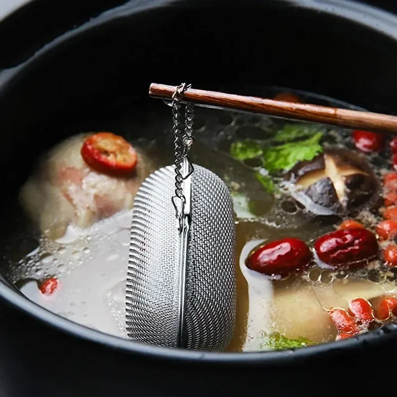 Stainless Steel Cooking Spices Infuser Fine Mesh Loose Tea Herbal Strainer Filter With Extended Chain Kitchen Seasoning Balls
