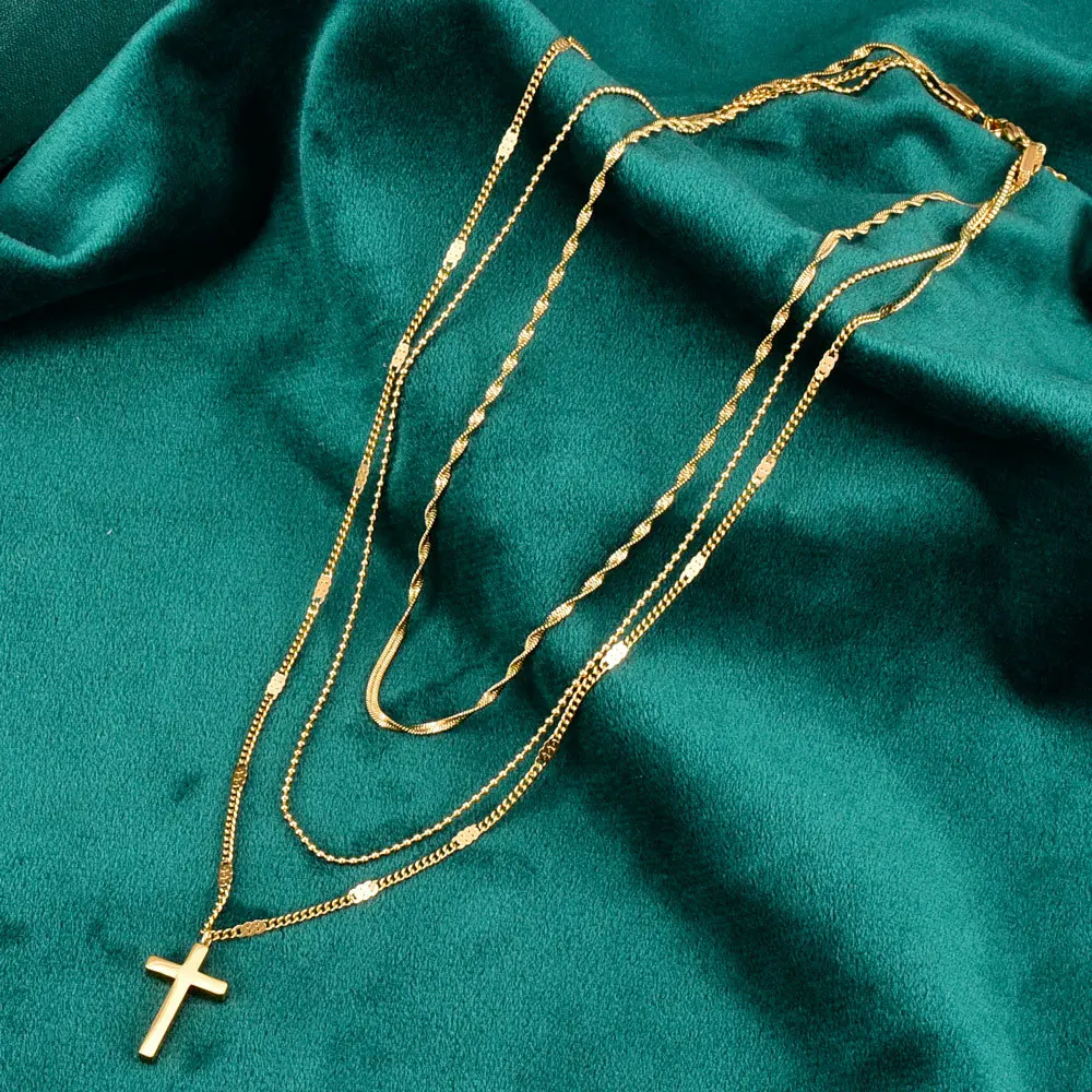 Regular cross wearing necklace online celebrity temperament niche design sense clavicle chain cold wind 18K neck chain