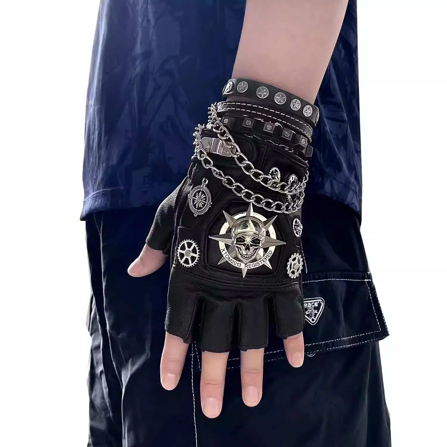 Men's Punk Rivet Black Genuine Leather Half Finger Riding Glove Male DS Dancing Rock And Roll Jazz Chain Motorcycle Glove R1360