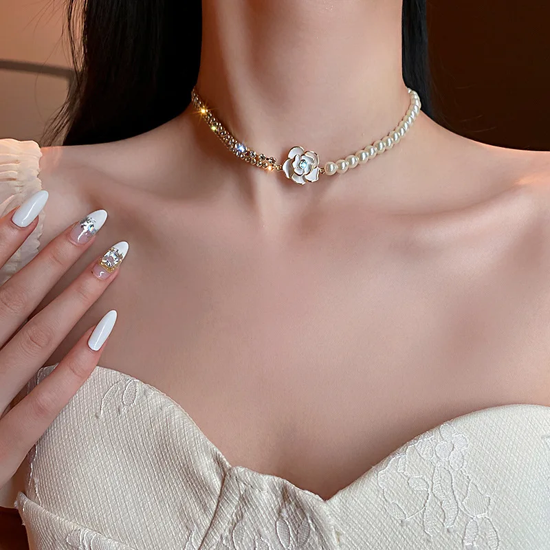 Crystal Camellia Necklace Fashion Pearl Necklaces for women Clavicle Chain Vintage Summer Woman Necklace Luxury Jewelry